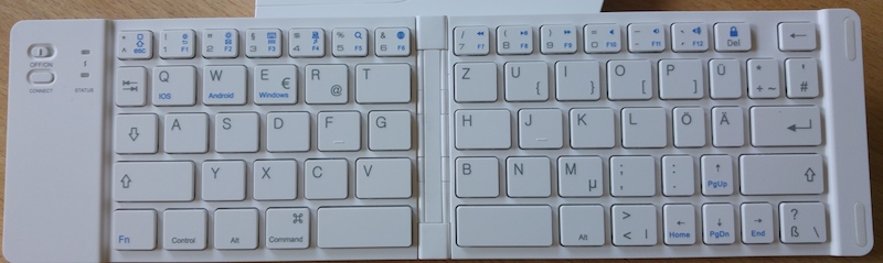 Die Tastatur in ausgeklapptem Zustand